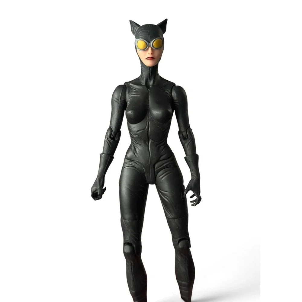 DC Collectibles Designer Series Jae Lee Catwoman 6.5